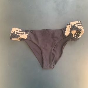 Luli Fama Intertwine Cheeky Bottom black / beige